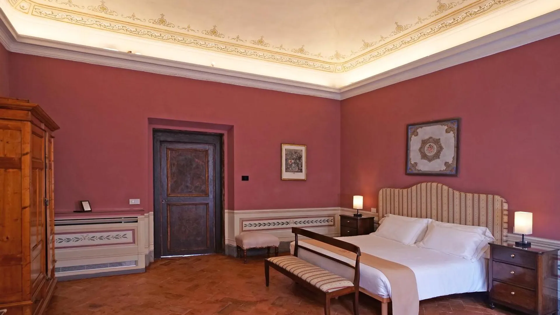 Delcorto Suites Montepulciano Hotel