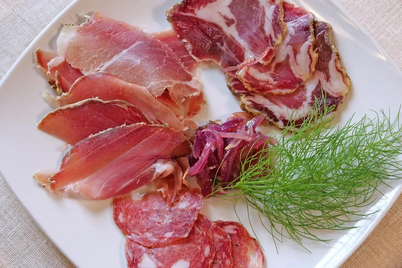 Delcorto Suites Montepulciano Stazione 4*,