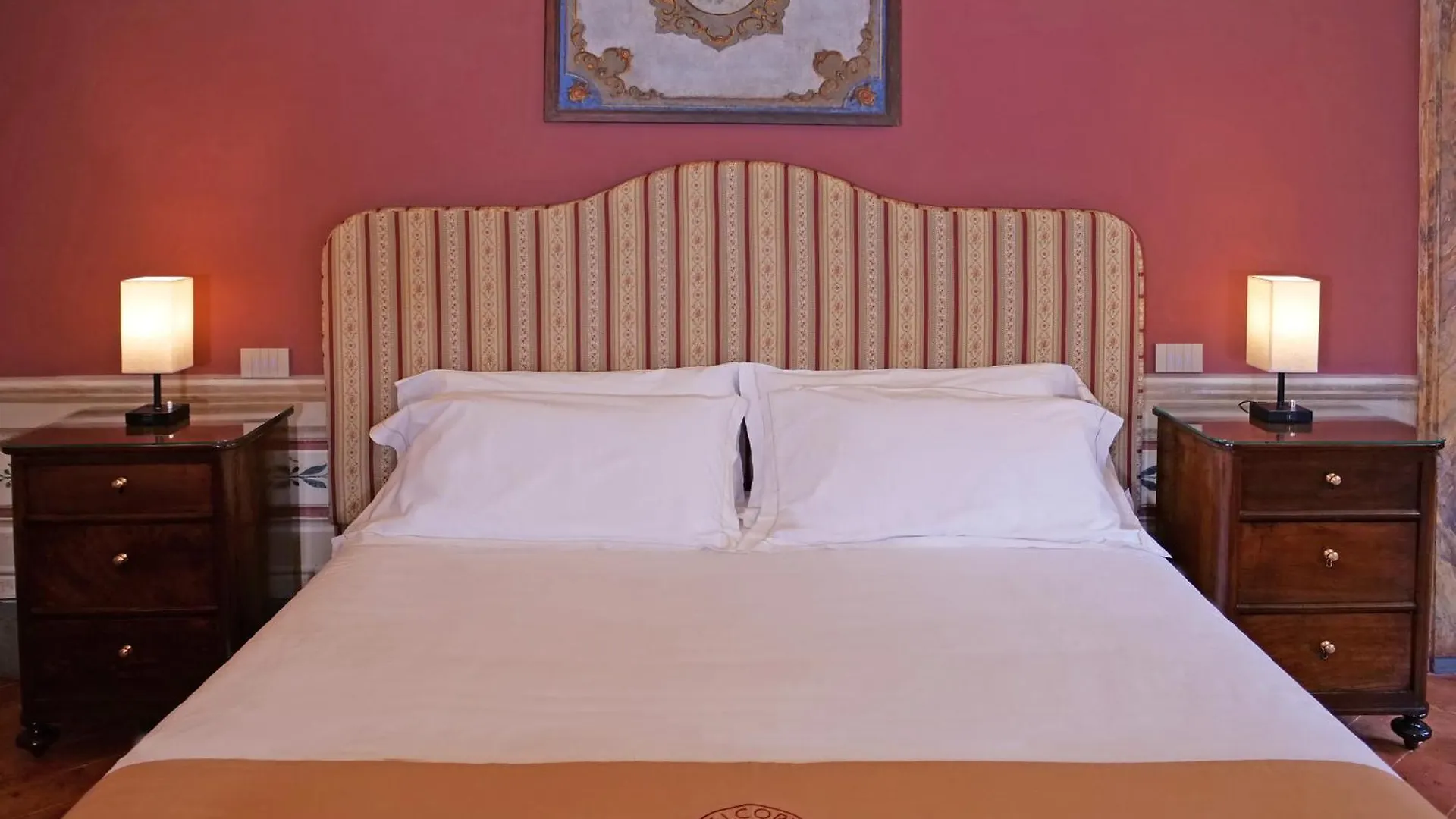 Delcorto Suites Montepulciano Stazione 4*,  Italia