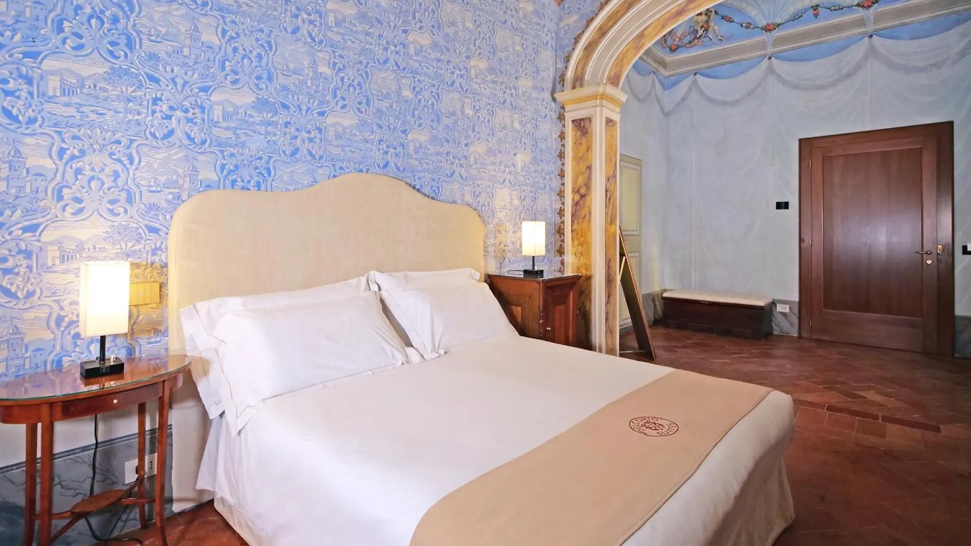 Hotel Delcorto Suites Montepulciano Stazione