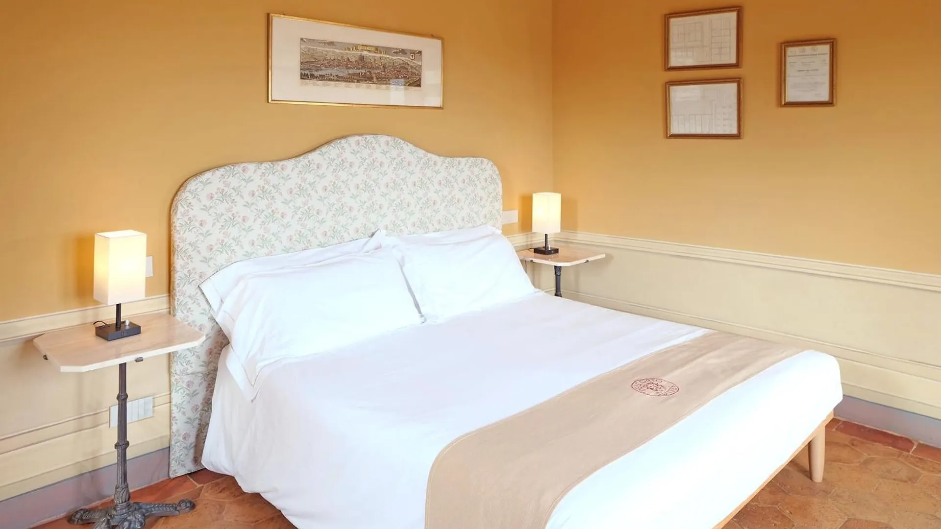 Delcorto Suites Montepulciano Stazione 4*,